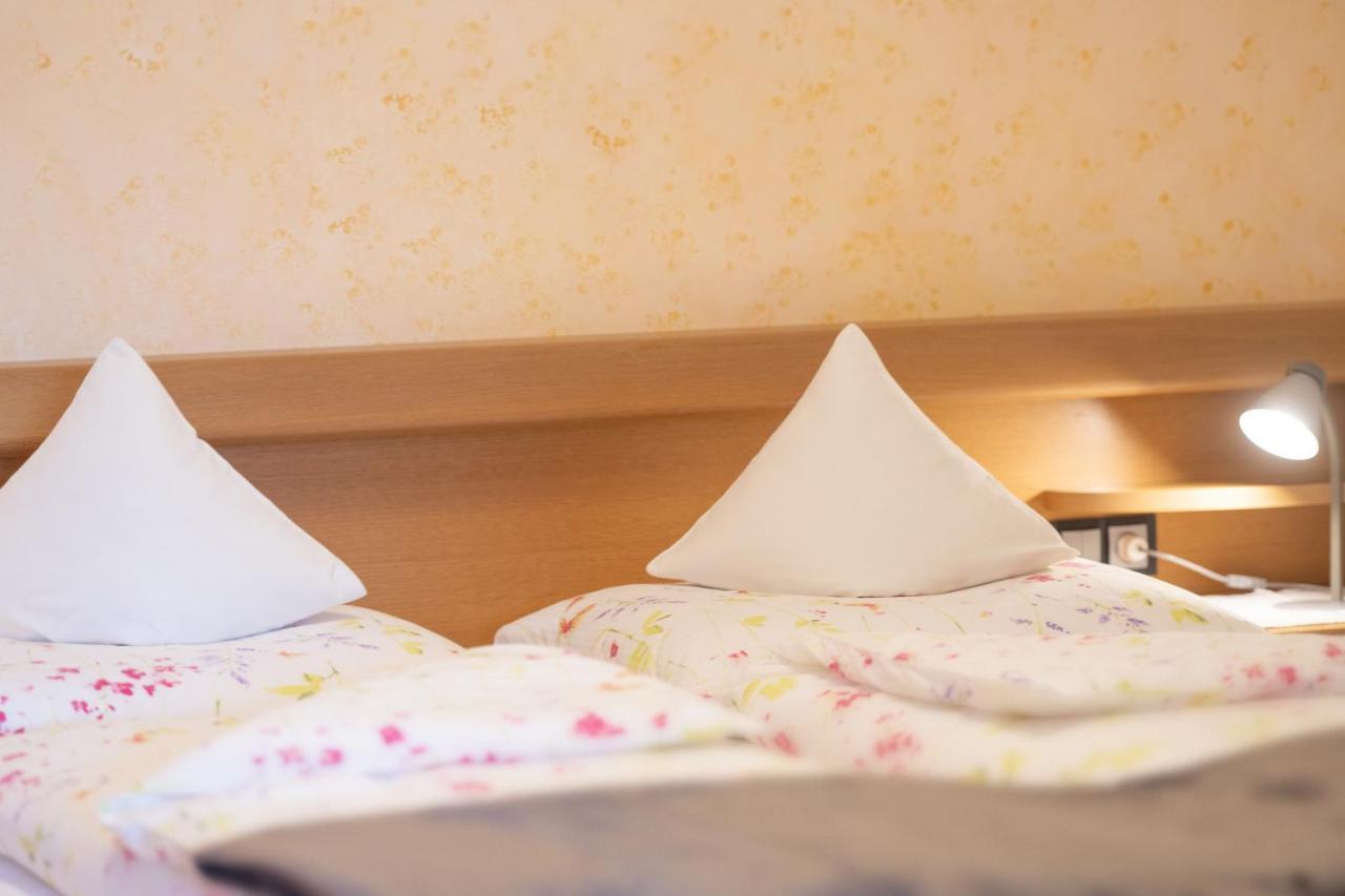 Ferienwohnungen Lanserhof Eppan an der Weinstraße Buitenkant foto