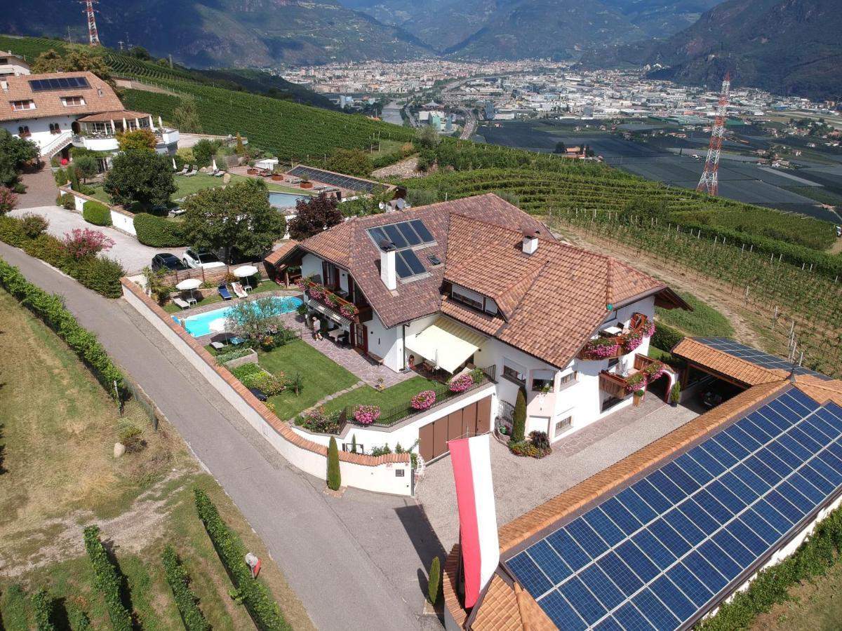 Ferienwohnungen Lanserhof Eppan an der Weinstraße Buitenkant foto