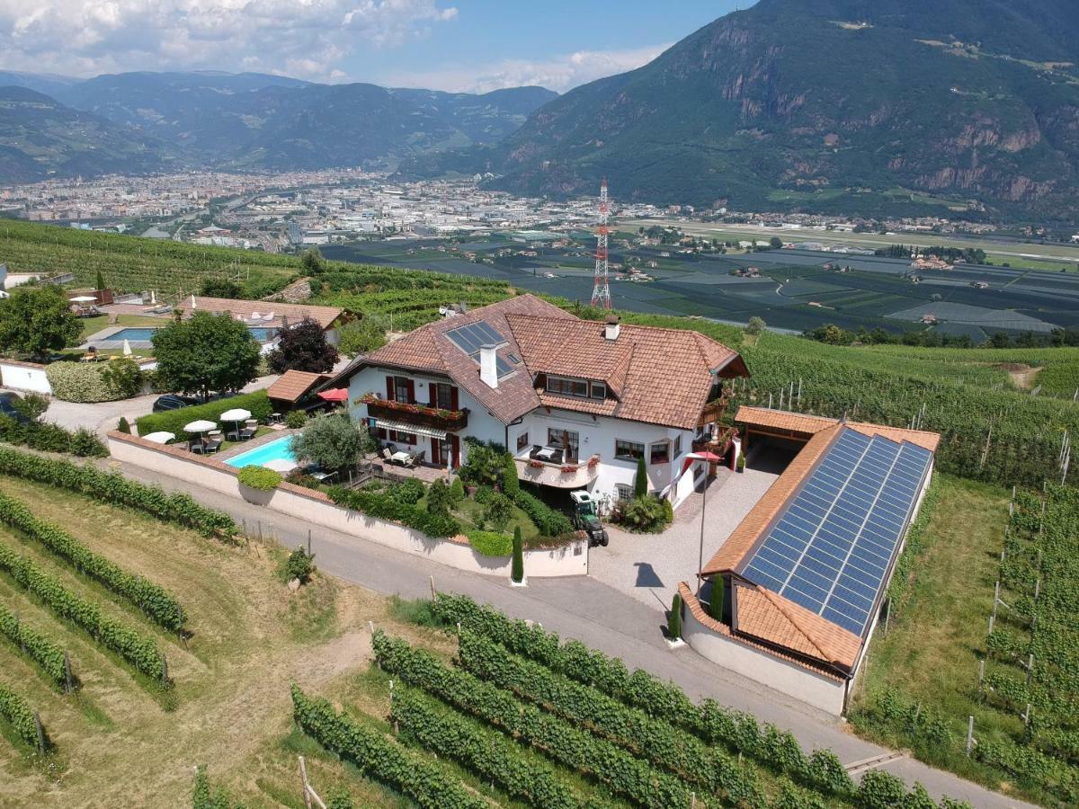 Ferienwohnungen Lanserhof Eppan an der Weinstraße Buitenkant foto